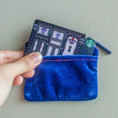 375x375xStarbucks-Anna-Sui-e1452072361573.jpg.pagespeed.ic.Zlzxz_buY6