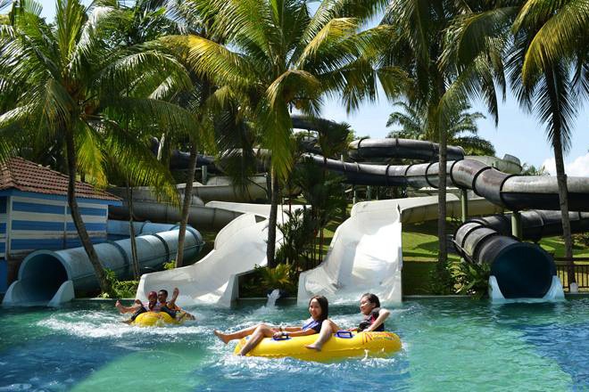 WATER THEME PARK_-_INNER TUBE 6