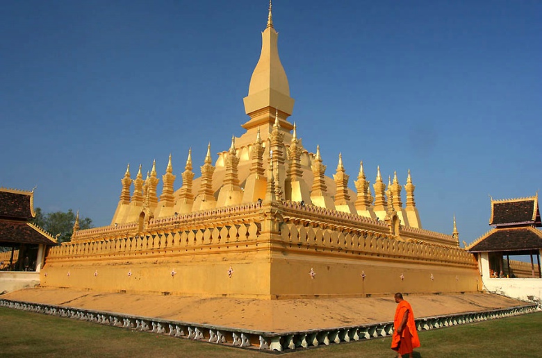 Pha_That_Luang_Vientiane_Laos