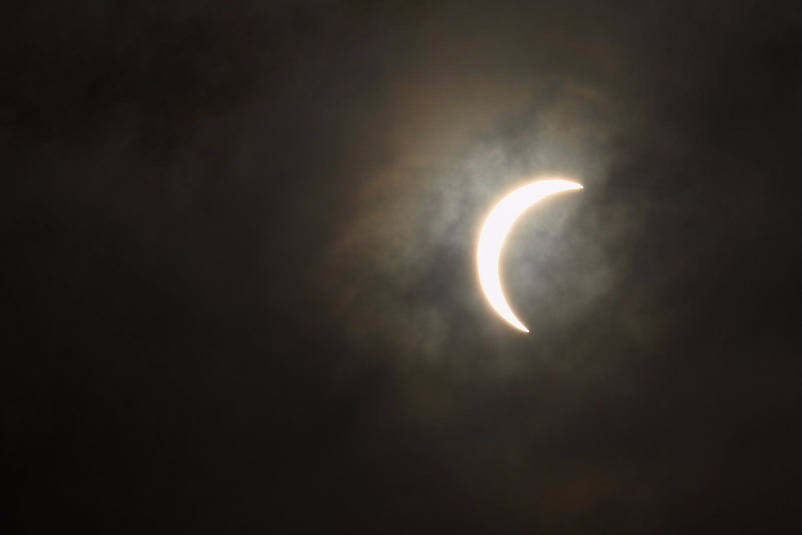 The maximum point of the solar eclipse at about 8.23am. (Photo: Ngau Kai Yan)