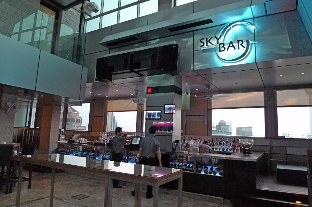 SkyBarinterior3