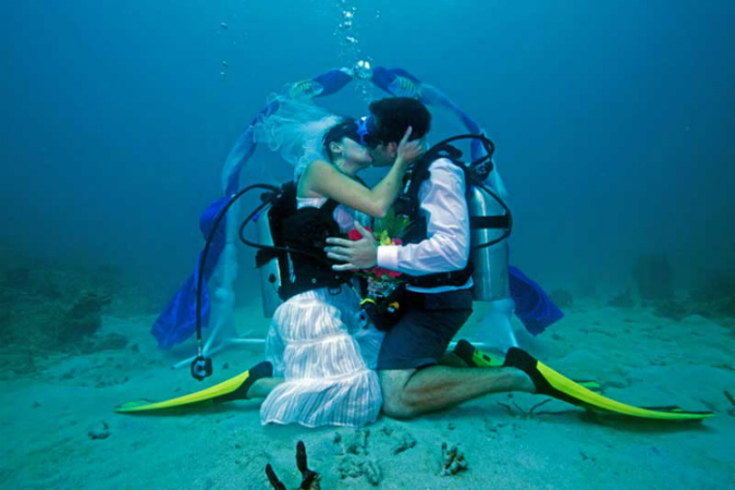 scubawedding2