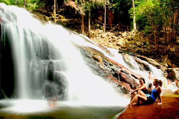 kt-tinggi-waterfall-02