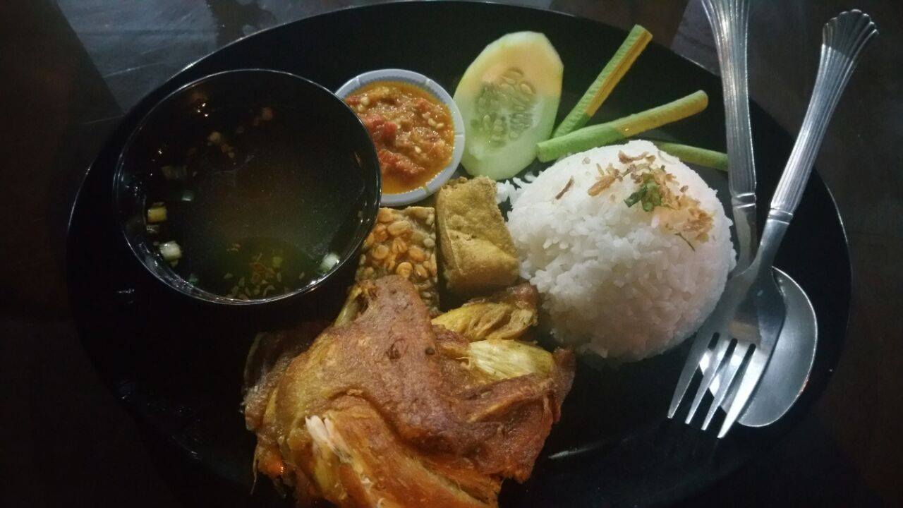 nasi padang meletop