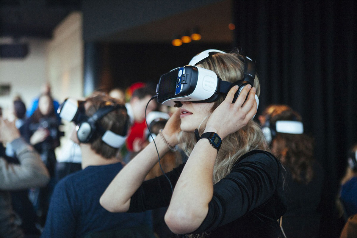 the-vr-cinema-movie-theater-new