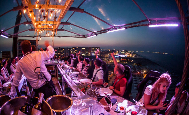 Suspended-sky-restaurant1