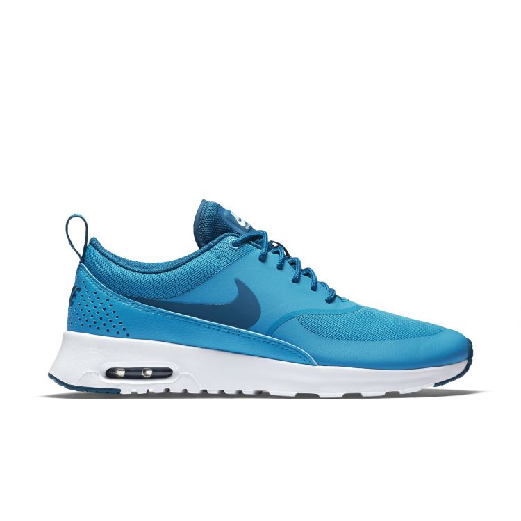 599409411-nike-air-max-thea