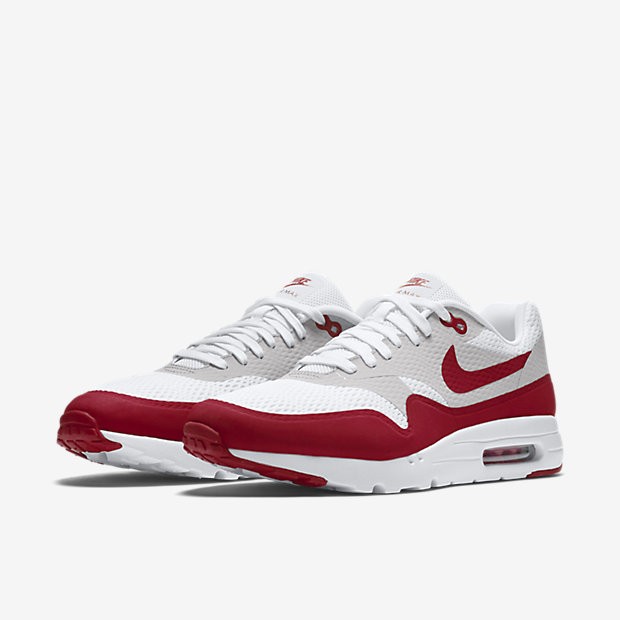 819476106-nike-air-max-1